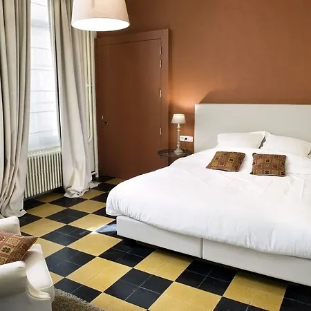 Hotel Ganda & 3*