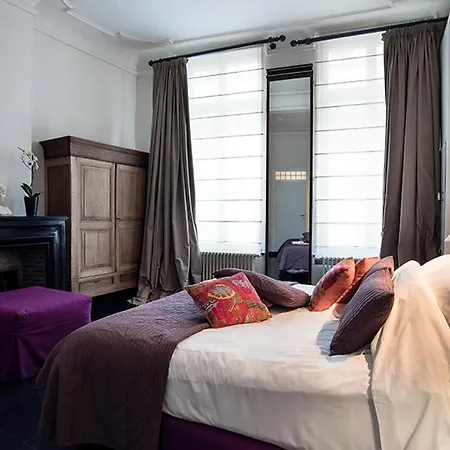 Ganda & Hotel Gent
